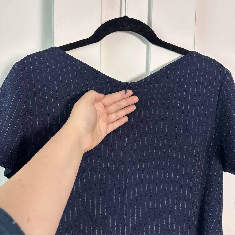 MM LaFleur (S) Lucille Navy Blue Pinstripe Dress Short Sleeve Carolyn B Kennedy - Picture 9 of 10